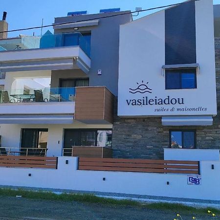Vasileiadou Suites & Maisonettes 弗洛伊塔 外观 照片