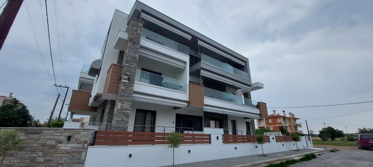 Vasileiadou Suites & Maisonettes 弗洛伊塔 外观 照片