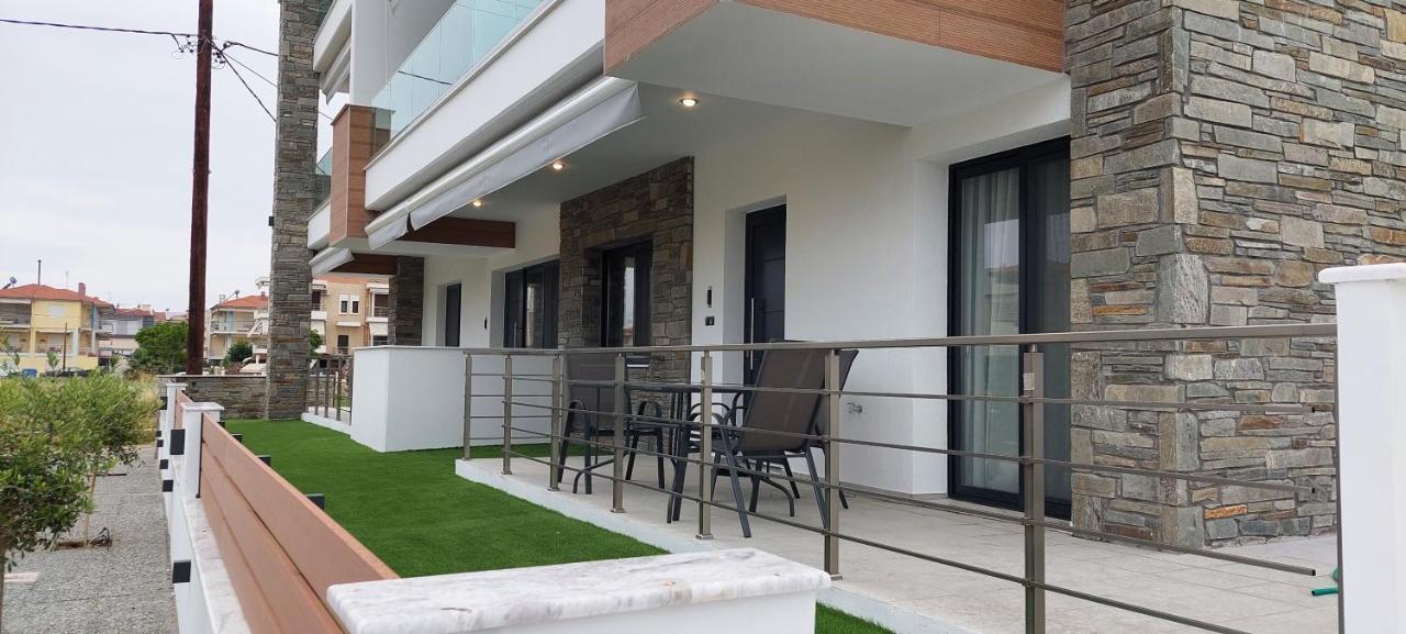 Vasileiadou Suites & Maisonettes 弗洛伊塔 外观 照片