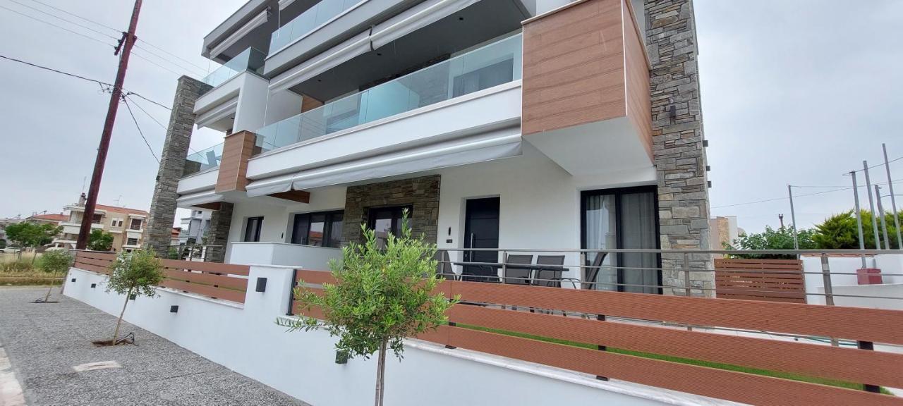 Vasileiadou Suites & Maisonettes 弗洛伊塔 外观 照片