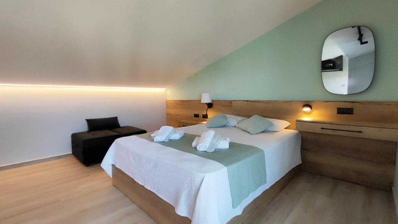 Vasileiadou Suites & Maisonettes 弗洛伊塔 外观 照片