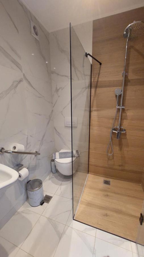 Vasileiadou Suites & Maisonettes 弗洛伊塔 外观 照片