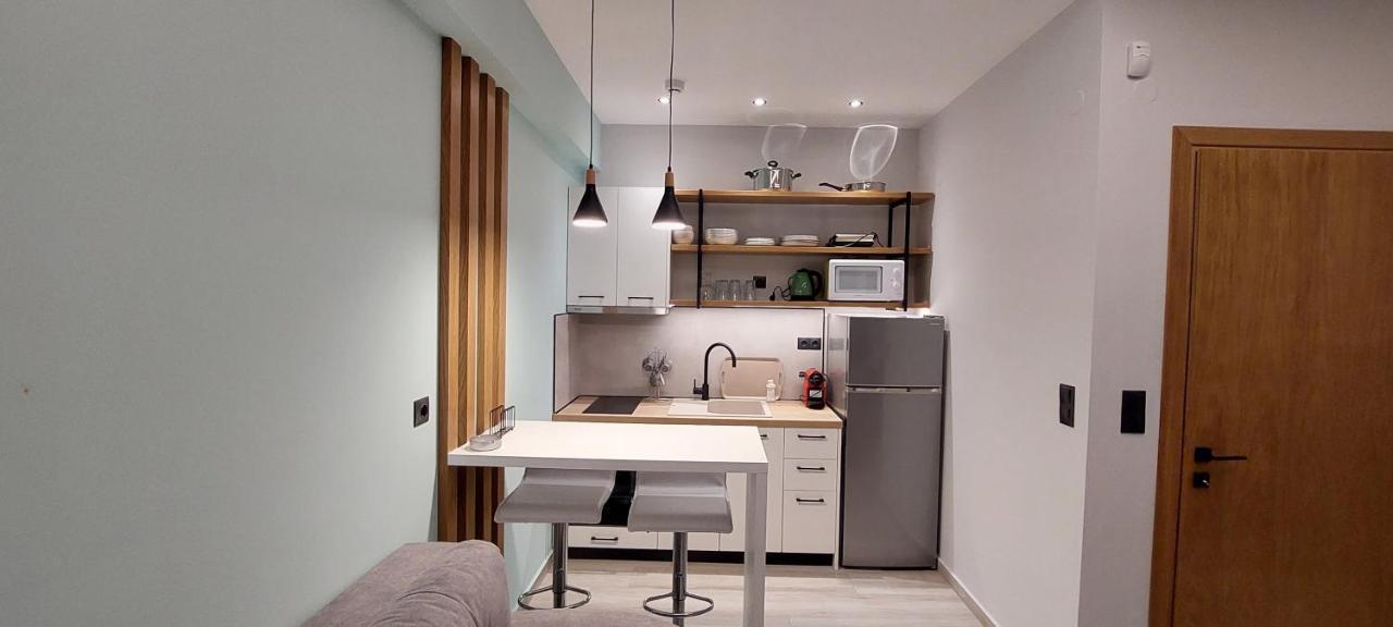 Vasileiadou Suites & Maisonettes 弗洛伊塔 外观 照片